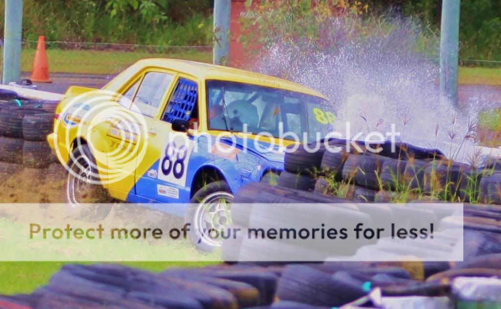 IMAGE: http://i848.photobucket.com/albums/ab43/themightypugs/IMG_7066_zps0881a829.jpg